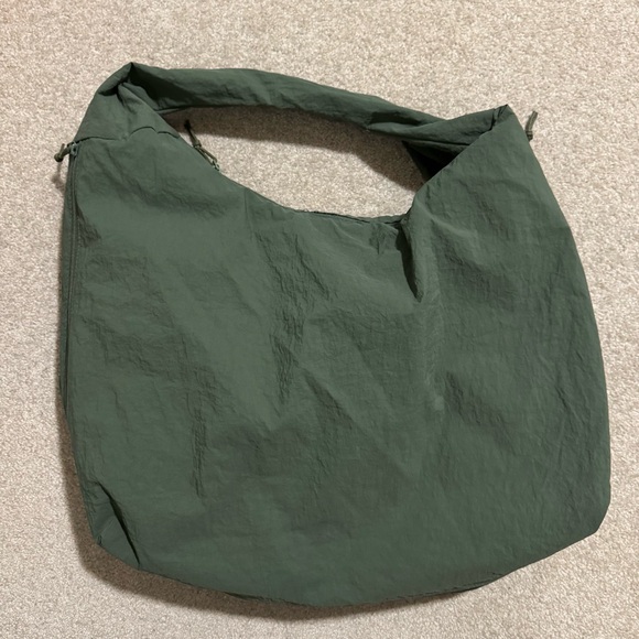 Bohemian Crescent Shoulder Bag Sage Green Lightweight Multiple Pockets-17x14x7” - Picture 3 of 6
